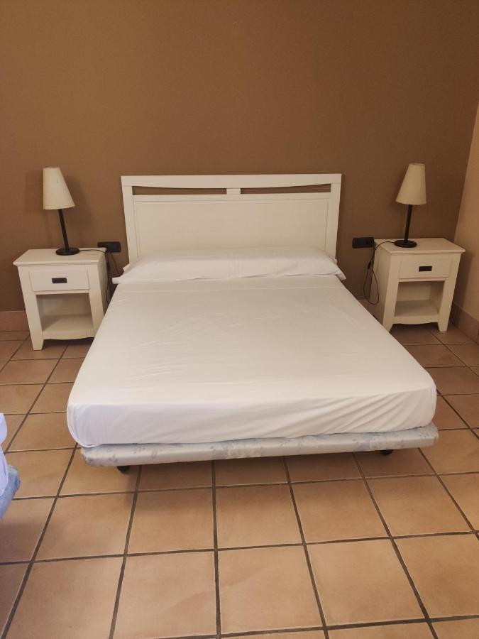 Hostal Tastavins Пеньярроия-де-Таставинс Экстерьер фото